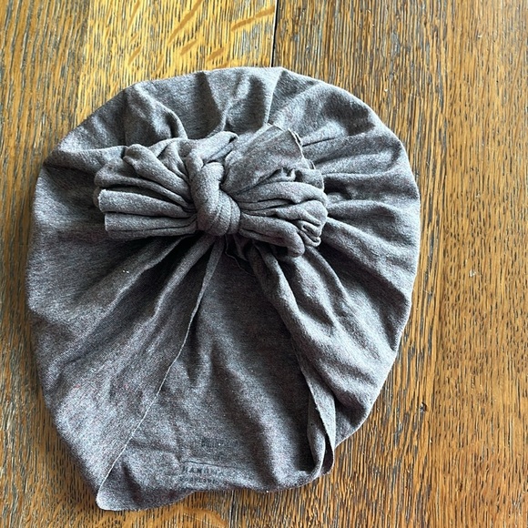 Bunny Knots Infant Hats with bows Bundle of 7 Size Small - Picture 6 of 11